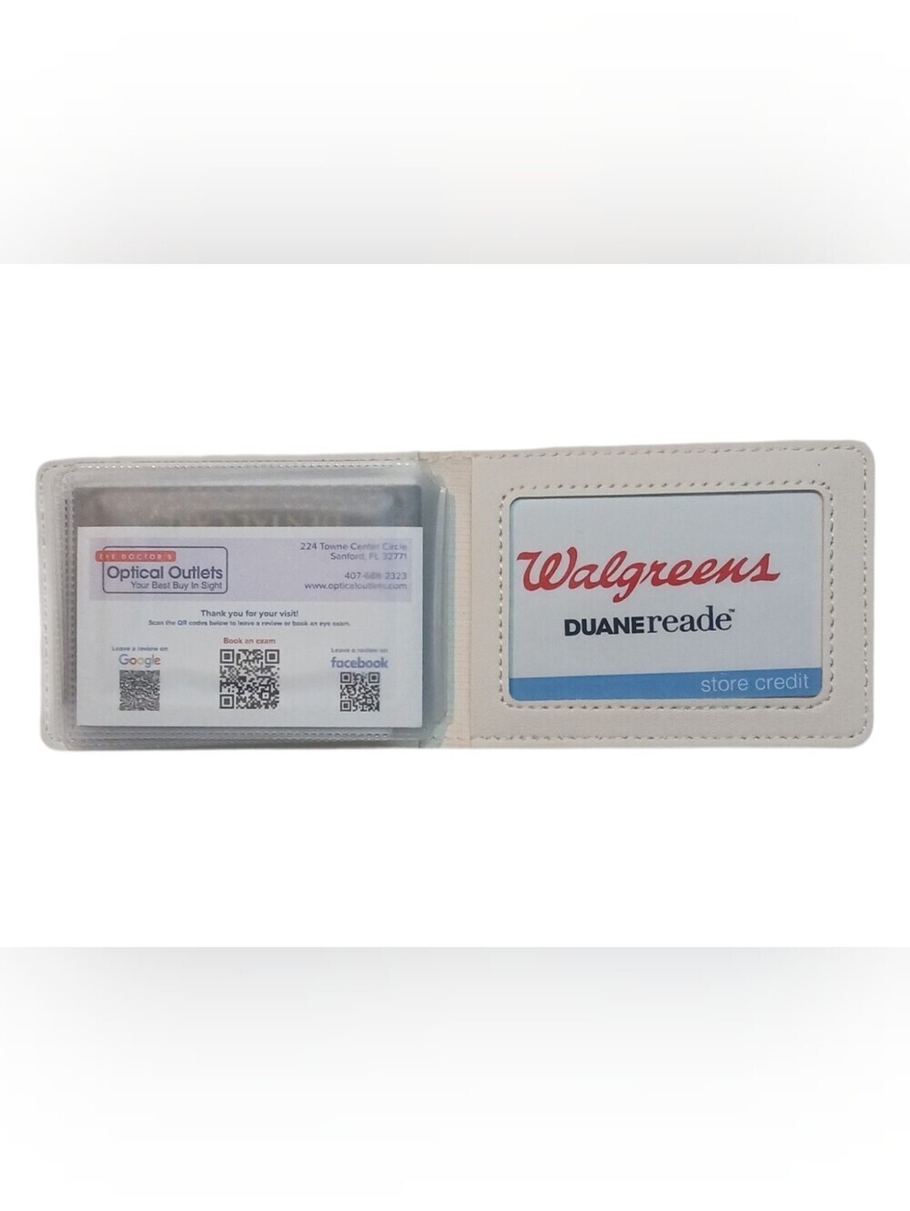 Peanuts -Snoopy & The Peanut Crew ID/Card Wallet, 2 Covered ID Windows, 8 Slots - Picture 8 of 11